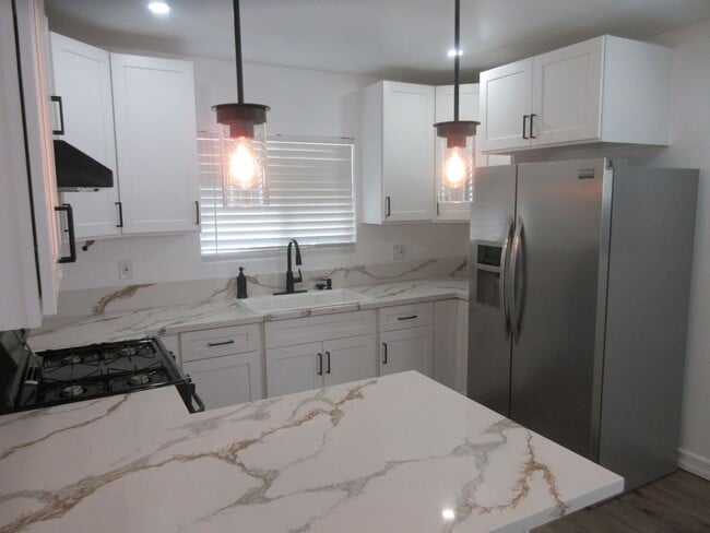 Building Photo - Duggan Property Management, Inc presents, Adorable ADU in Sylmar