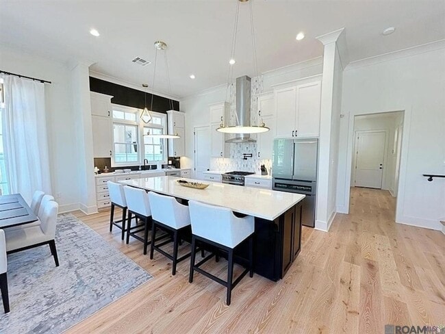 Building Photo - 3118 Pointe-Marie Dr