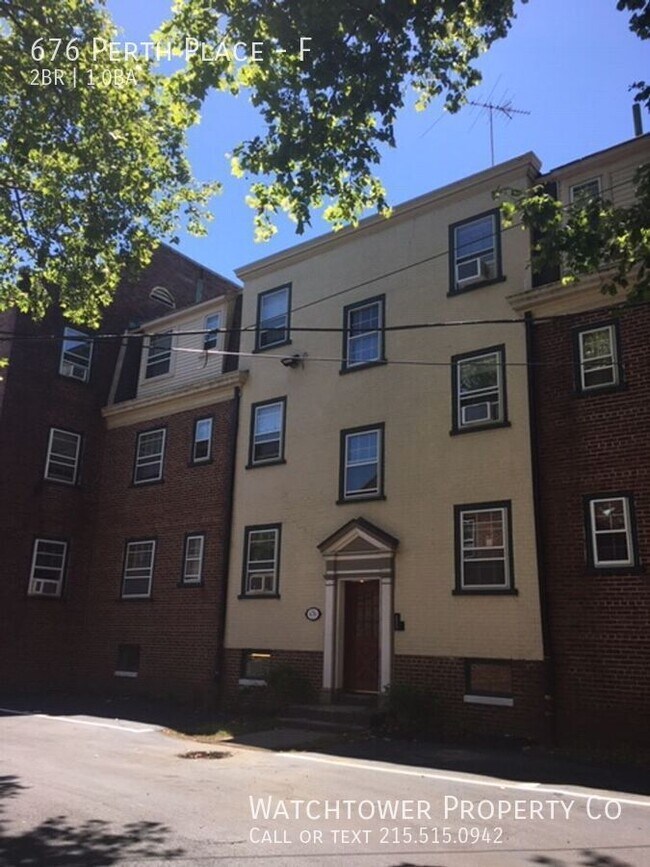 Building Photo - 676 Perth Pl