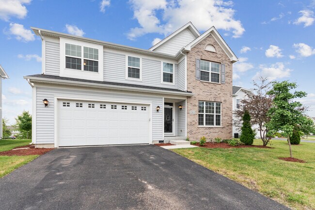 Building Photo - 12811 Conifer St