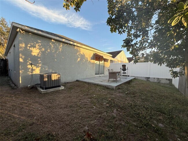 Building Photo - 6217 Calamari Pl