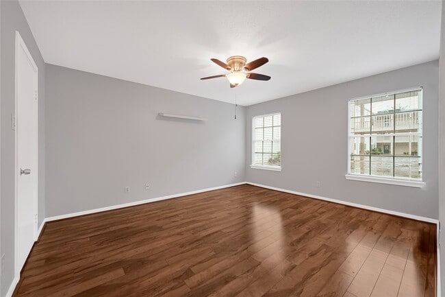 Building Photo - 2333 Bering Dr