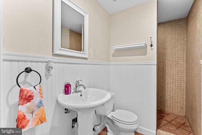 Building Photo - 42968 Chesterton St