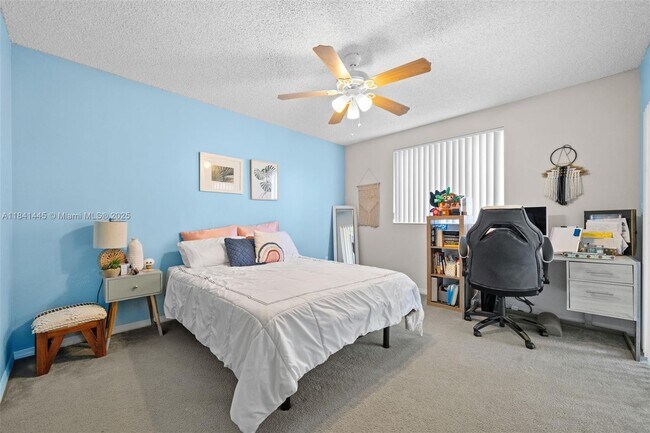 Building Photo - 2600 S University Dr