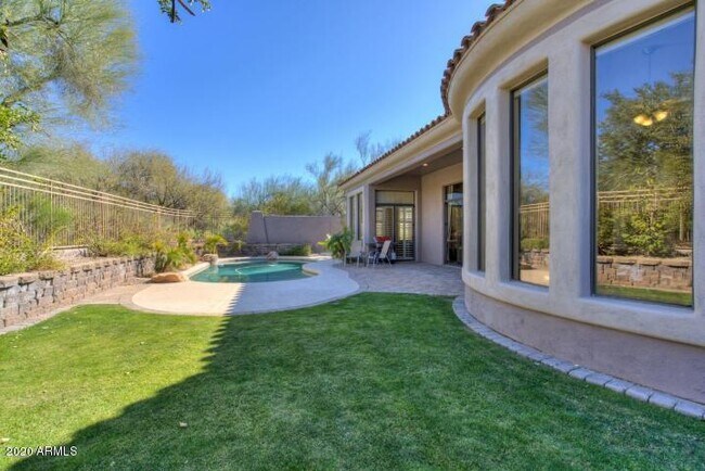 Building Photo - 8010 E Wingspan Way