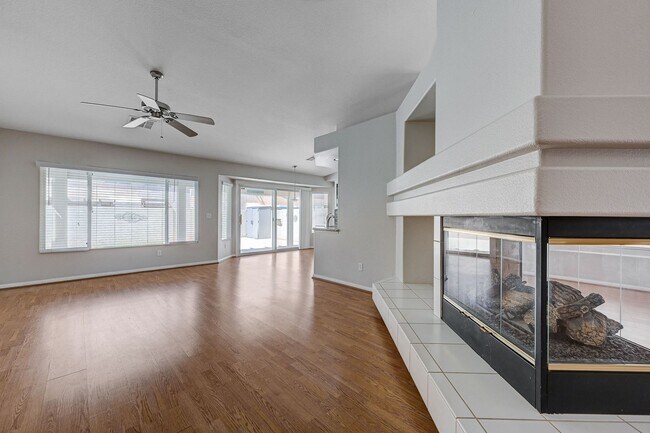 Building Photo - 472 Staghorn Pass Ave
