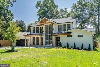 Building Photo - 1653 Pamela Dr NE