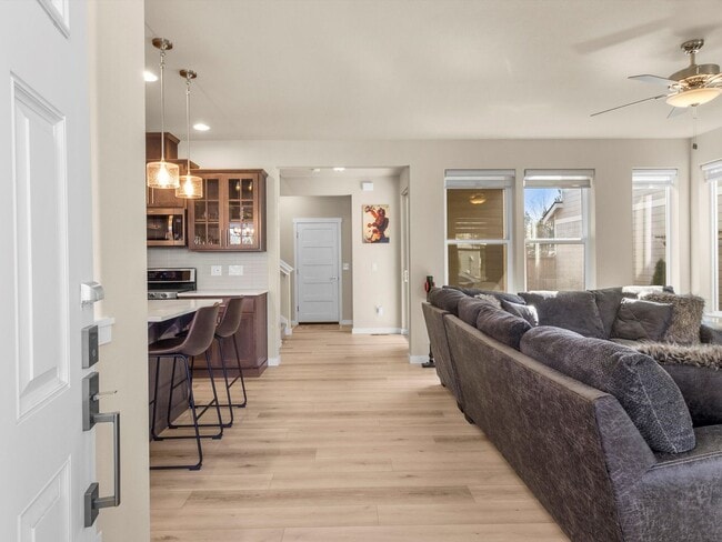Building Photo - Modern Comfort & Style with A/C in Tumwate...