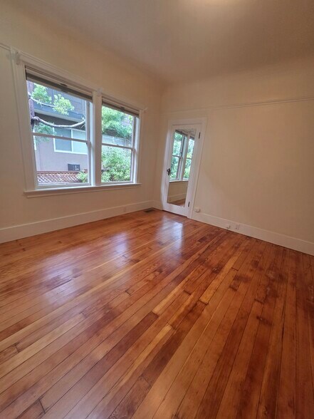 Building Photo - 1815 Francisco St