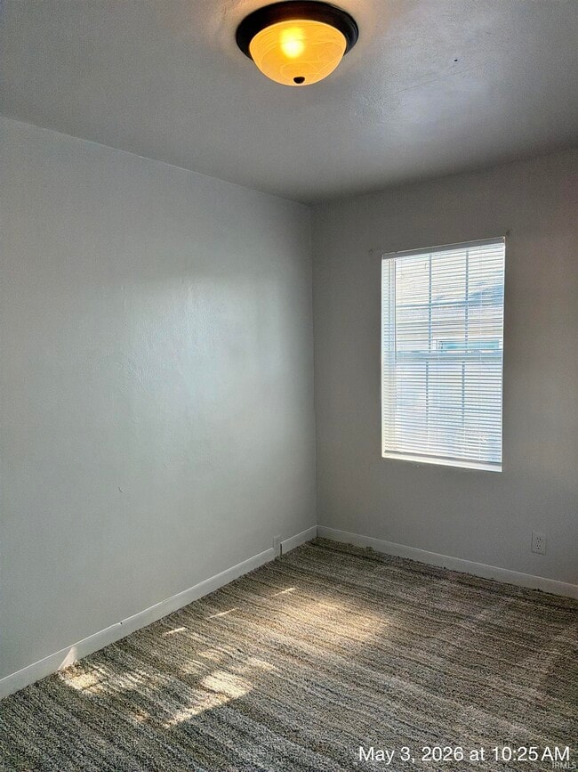 Building Photo - 1410 N Jay St