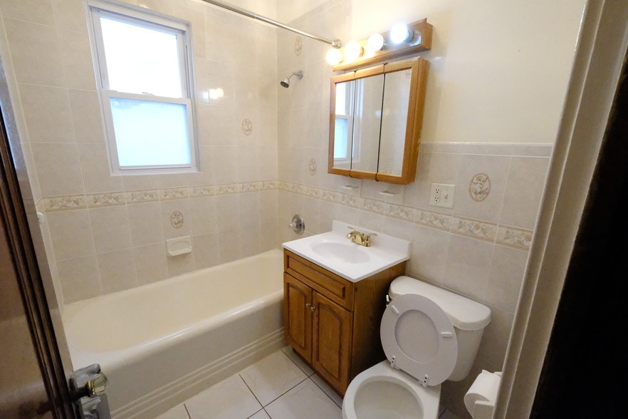 Bathroom - 90 Norman Rd