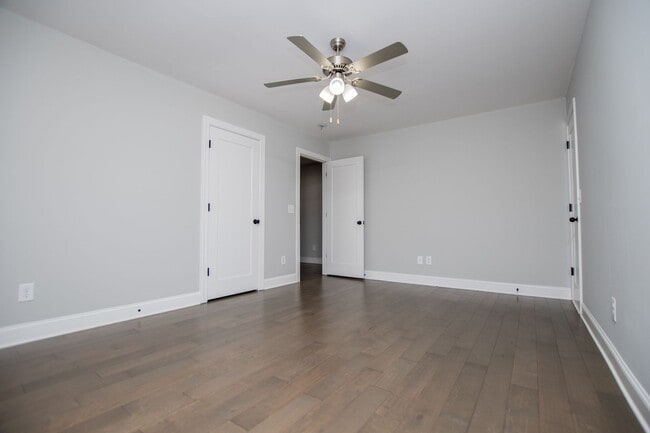 Building Photo - A Home To Grow In To