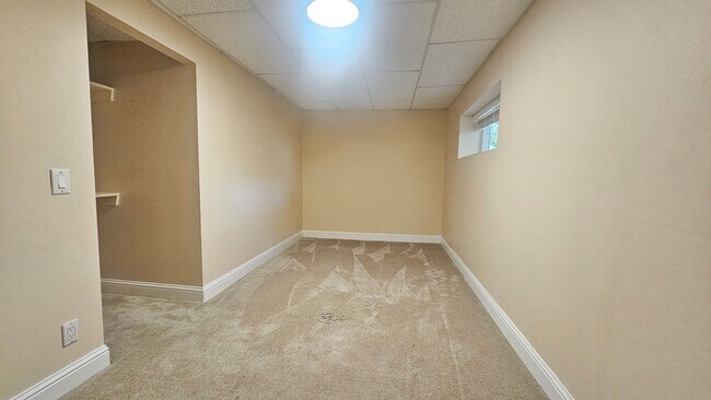 Building Photo - Mercer Island gem - 4 BD 2.5 Ba in Beautif...