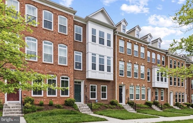 Building Photo - 9653 Pullman Pl