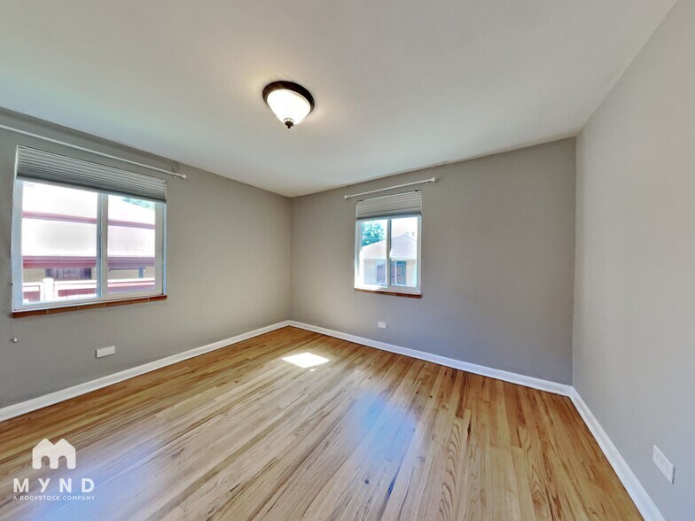 Building Photo - 1076 S Monroe St