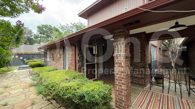 Building Photo - 6708 Roman Ct