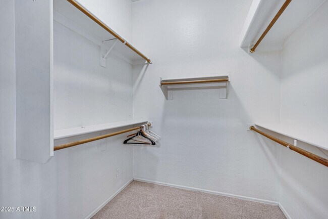 Building Photo - 2236 W Periwinkle Way