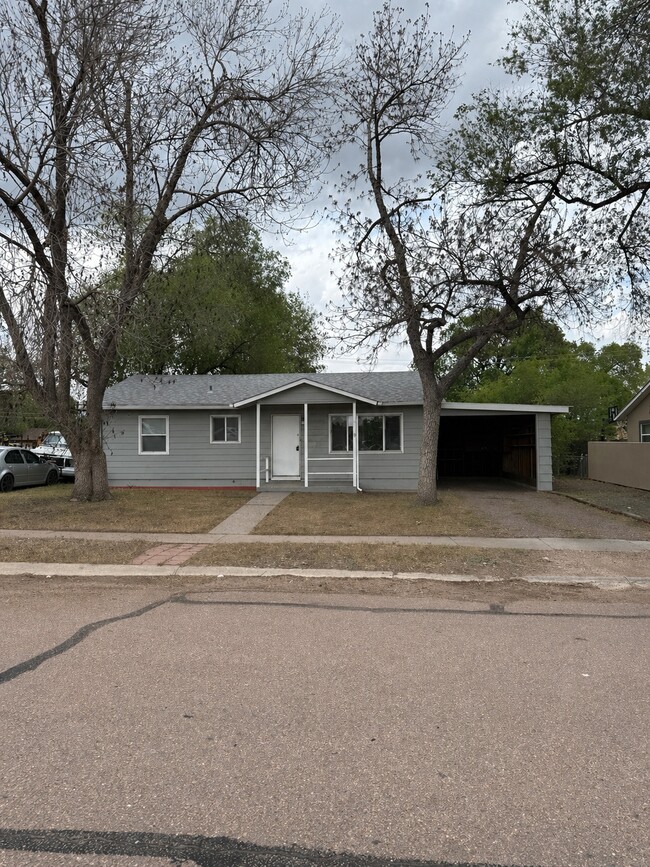 Building Photo - 1308 Harrison Rd