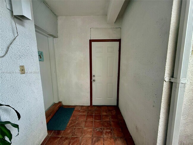 Building Photo - 8331 SW 157th Ave
