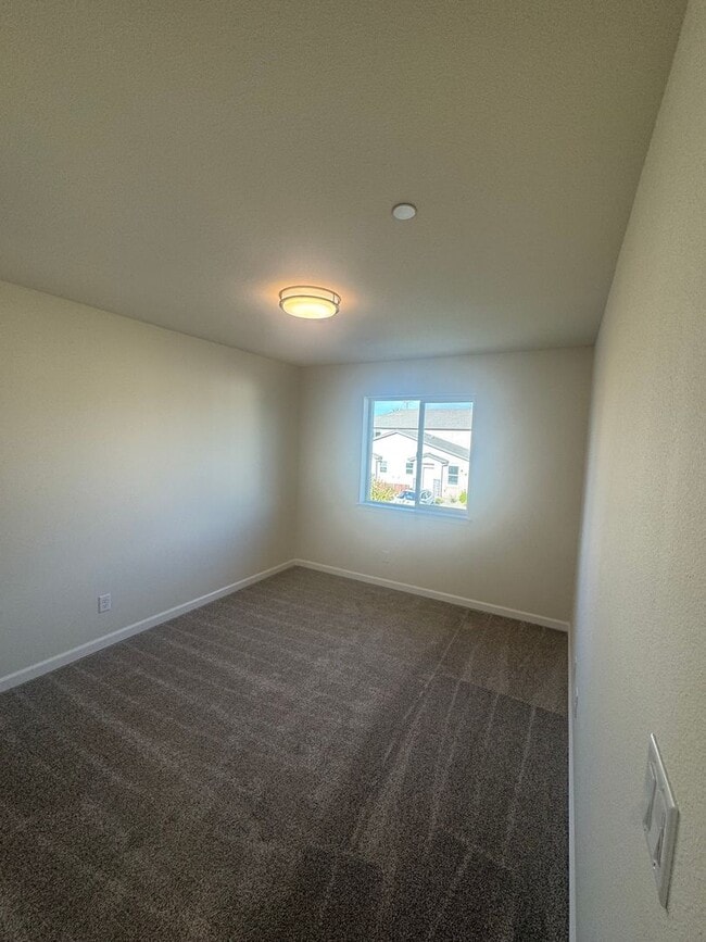Building Photo - 842 Mission De Oro Dr