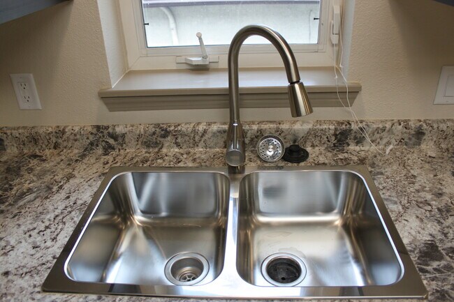 Kitchen Sink - 1109 5th Ave S