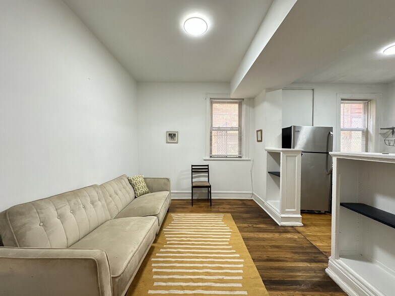 Building Photo - 2021 N Humboldt Blvd