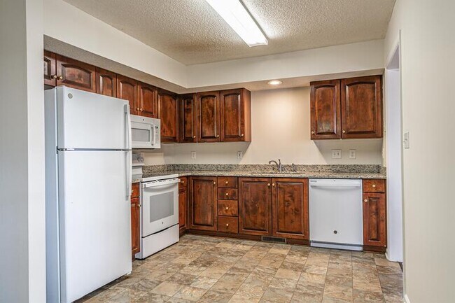 Building Photo - 22 La Quinta Loop