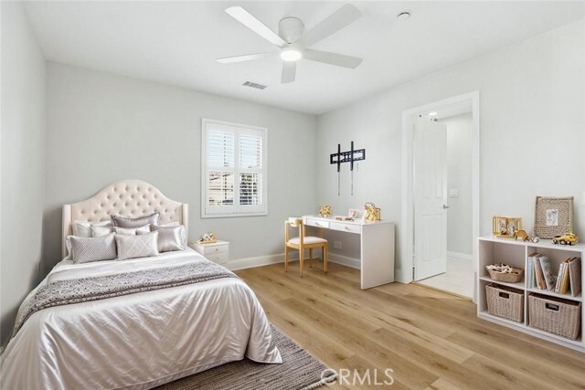 Building Photo - 57 Arborside