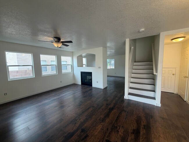 Building Photo - Chicoma Way 1832 NW