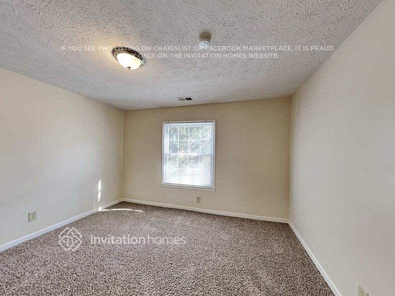 Building Photo - 6512 Cox Dr