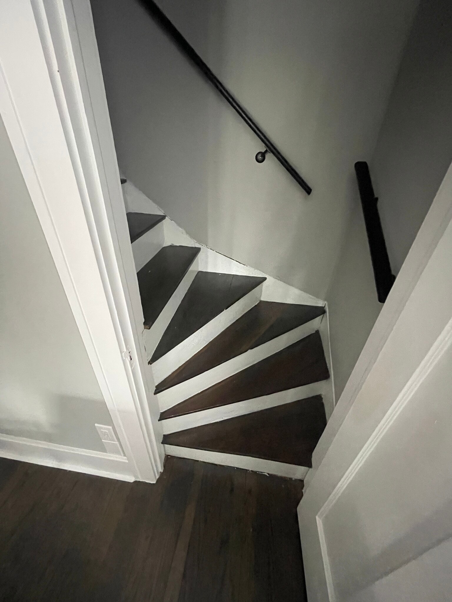 Building Photo - 1524 E Algonquin Rd