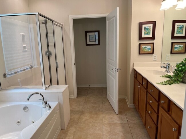 Building Photo - Spacious Sun City Home on Cul-De-Sac with Flexible terms