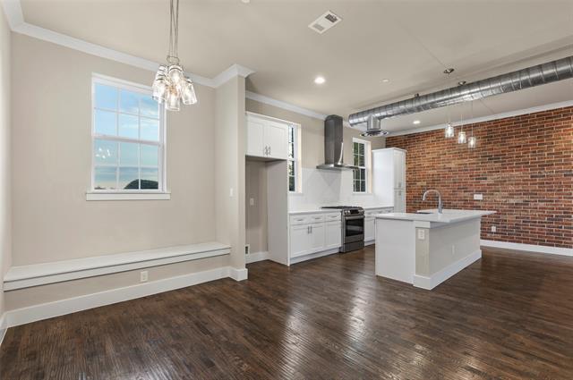 Building Photo - 7186 Birch Mews