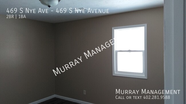 Building Photo - 469 S Nye Ave
