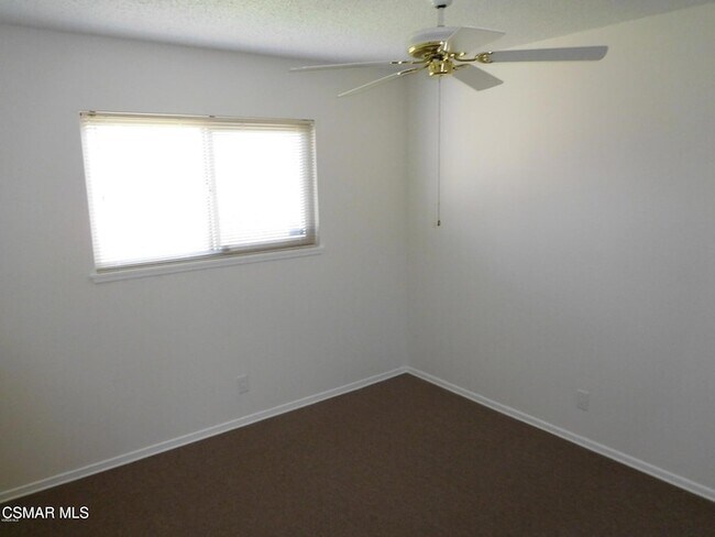 Building Photo - 1394 Sycamore Dr