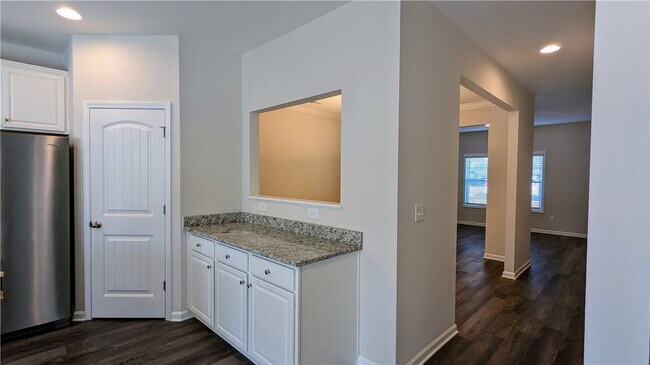 Building Photo - 249 Carvel Trl