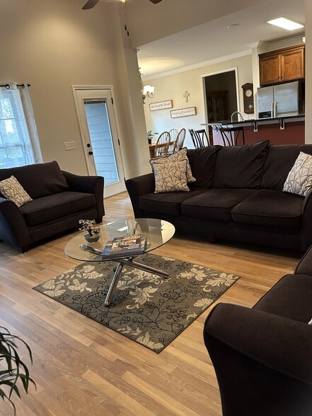 Building Photo - 442 Stanfield Dr