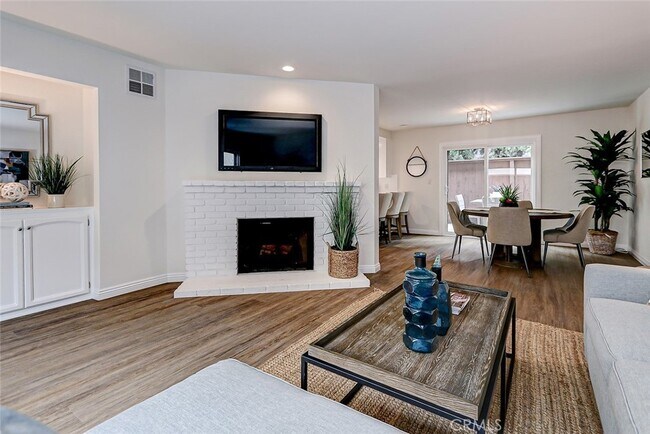 Fire Place and Dining Area - 4033 W 182nd St