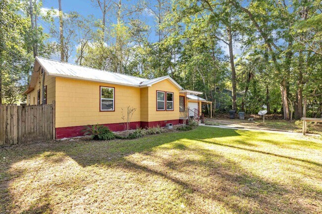 Building Photo - 1212 Carraway St