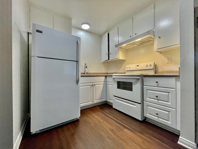 Building Photo - 970 Mission Dr