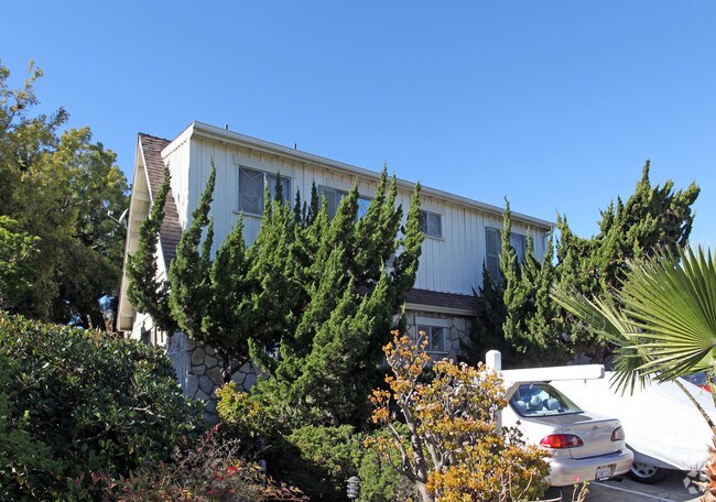 Building Photo - 4582 Maryland Street
