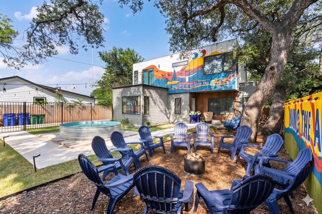 Building Photo - 4407 Merle Dr