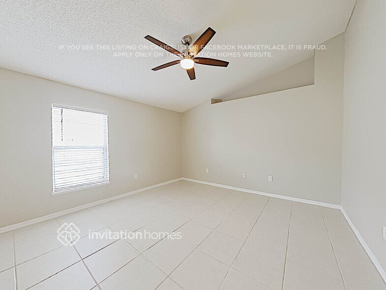 Building Photo - 110 Pine Isle Dr