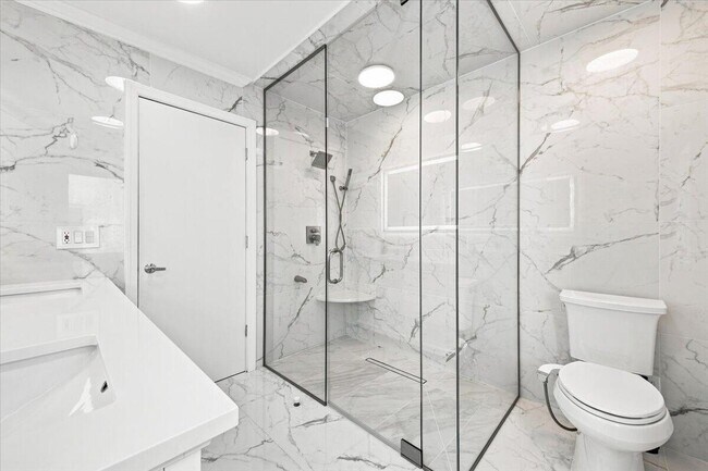 Building Photo - 6122 Trailwood Ln