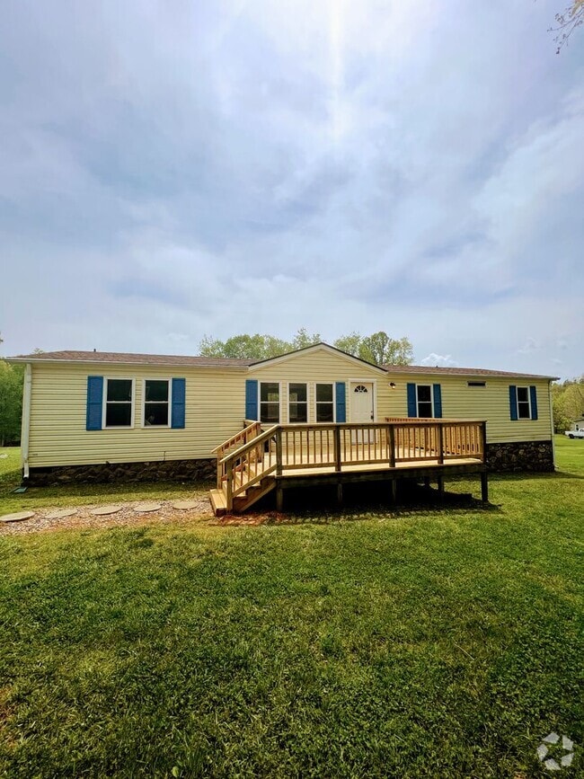 Building Photo - 3 Bedroom Home in Campbell County