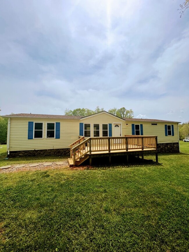 Building Photo - 3 Bedroom Home in Campbell County