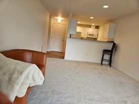 Building Photo - 18621 Blueberry Ln