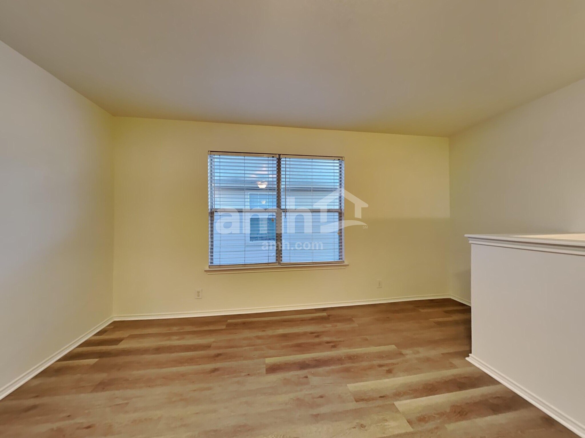 Building Photo - 7711 Cortland Oak