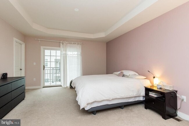 Building Photo - 207 Brinley Ct