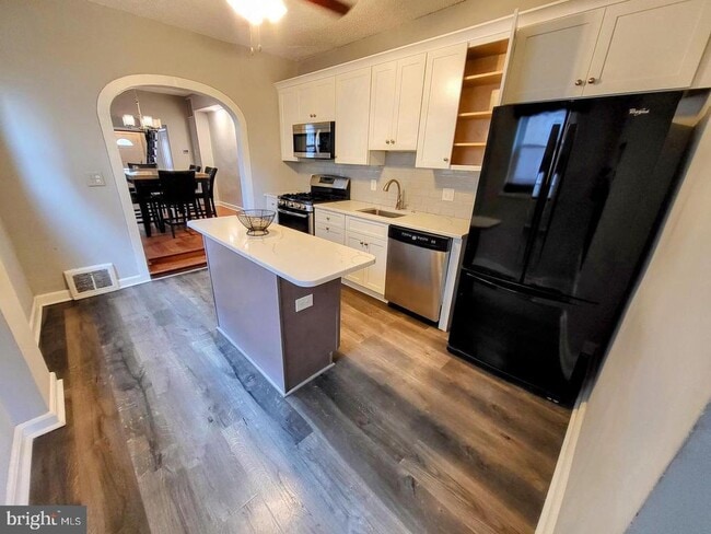 Building Photo - 2237 Federal St